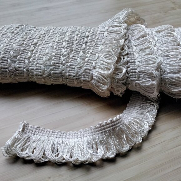 Upholstery Gimp Loop Fringe Beige Braided Trim Synthetic Edging Never Used - Picture 3 of 4